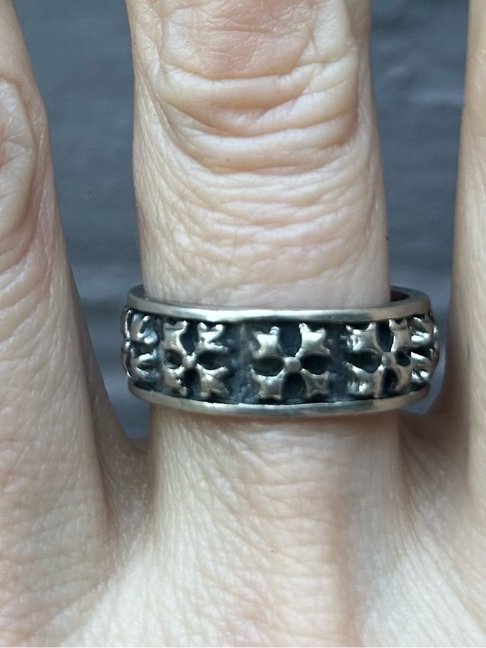 NWOT Sterling Silver Gothic Band Ring